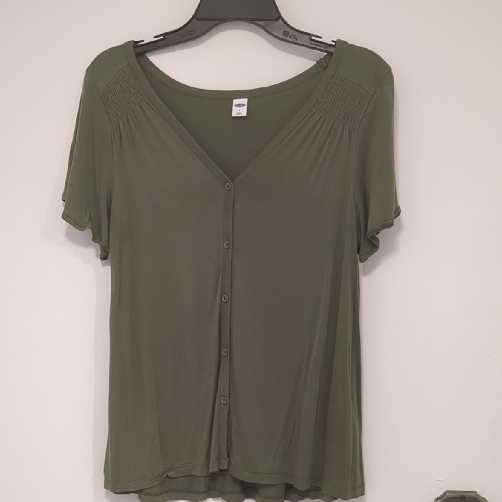 Old Navy Olive Button-Up Flowy Blouse